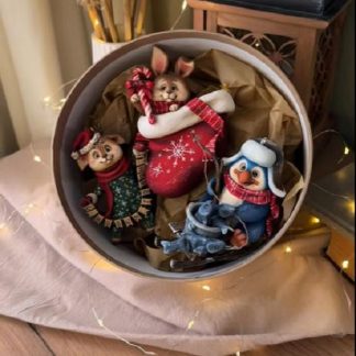 [Анастасия Виноградова] Елочные игрушки из ваты (2025) [Vinni Cotton Toys]