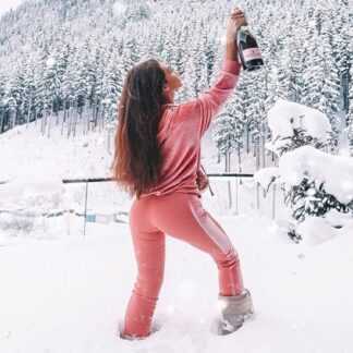 [Анюта Рай, Сергей Кабанков] Курс по блогингу, созданию контента, обработке фото и монтаж видео на телефоне (2019)