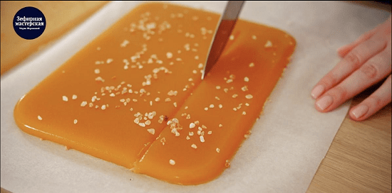 [Мария Мамаева] Сливочные ириски (2022)